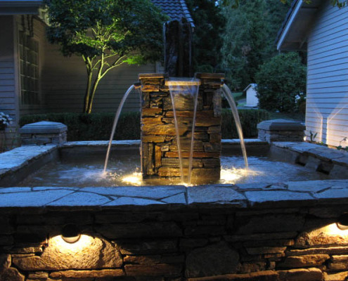 Alcove Formal Fountain